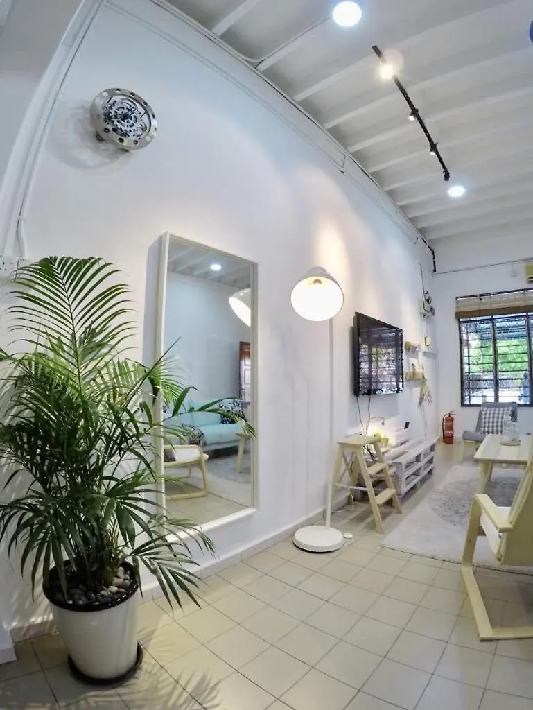 35Mandalay At Georgetown 5 Bedroom For 7-15 Pax 0*, George Town Malaysia
