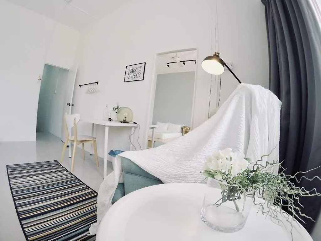 Semesterbostad 35Mandalay At Georgetown 5 Bedroom For 7-15 Pax Malaysia