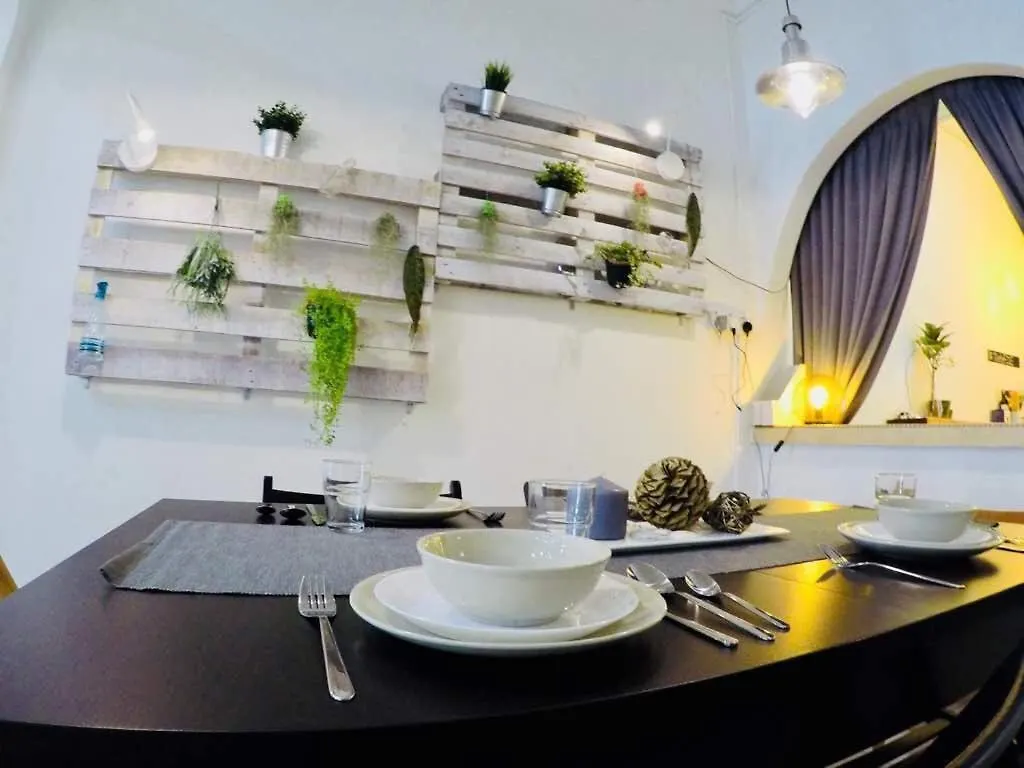 Σπίτι διακοπών 35Mandalay At Georgetown 5 Bedroom For 7-15 Pax